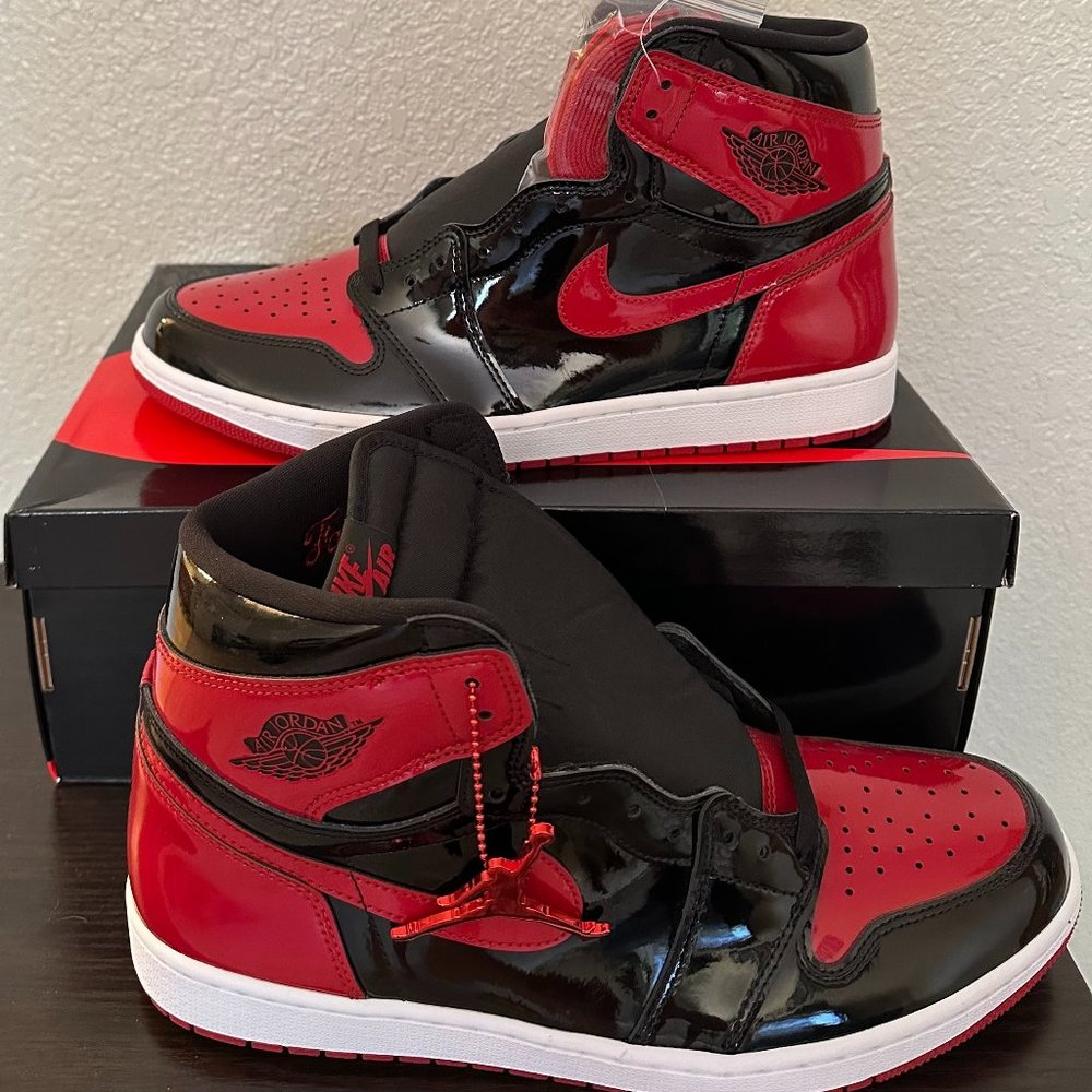 Nike Air Jordan 1 Retro High OG Black Red White 555088-063 Men's Size 13